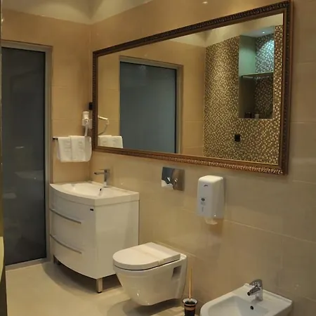 Espana Hotel 4*