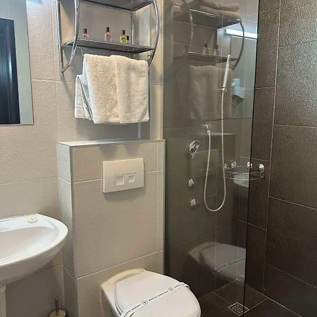 Espana Hotel 4*