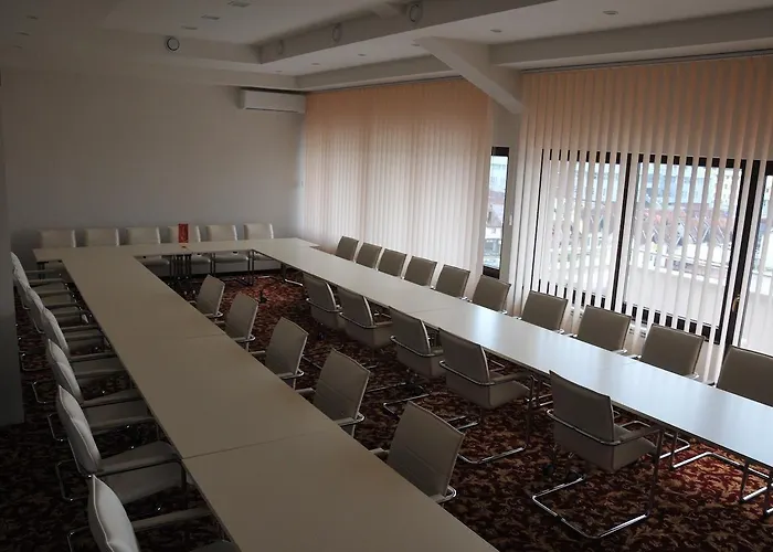 Espana Hotel Naselje Starosjedilaca